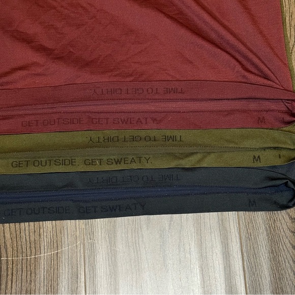 Lot Of 3 Lululemon Men’s Metal Vent Red Green Blue Short Sleeve Shirts Size M - Picture 4 of 14